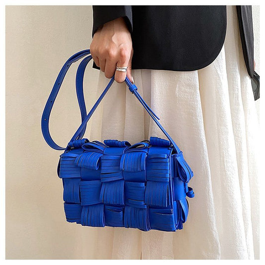 New Trendy Designed Women Handbags 2022 Summer Ladies PU Leather Solid Hollow Out Crossbody Bags Females Tassel Shoulder Bags